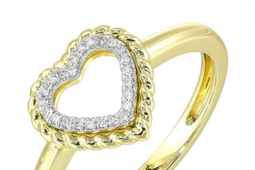 Heart ring in yellow gold