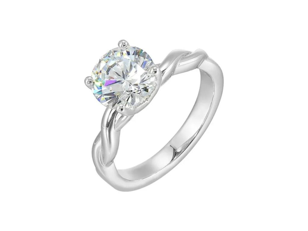 Round diamond solitaire engagement ring white gold