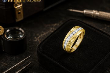 Gold diamond band with layered contemporary design