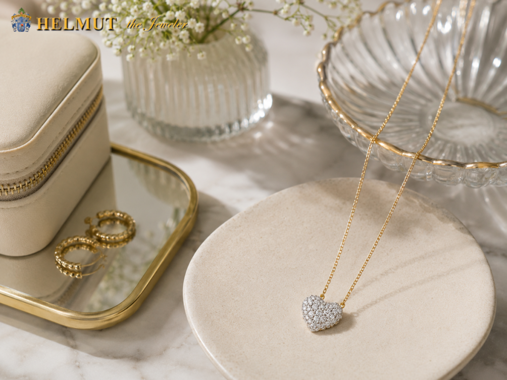 Gold chain with diamond heart pendant necklace