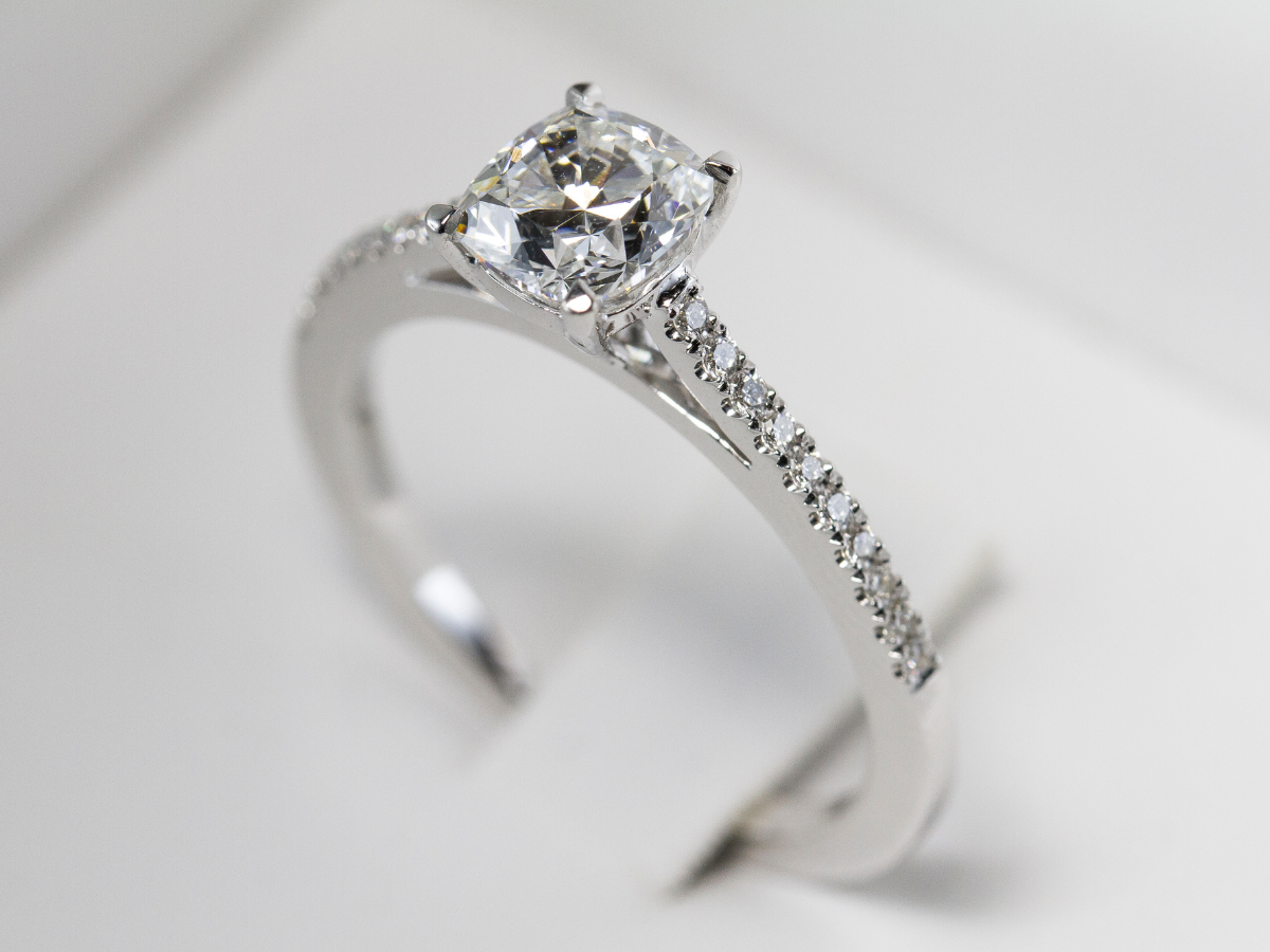 The Perfect Fit: Essential Ring Sizing Tips Before You Buy an Engagement Ring