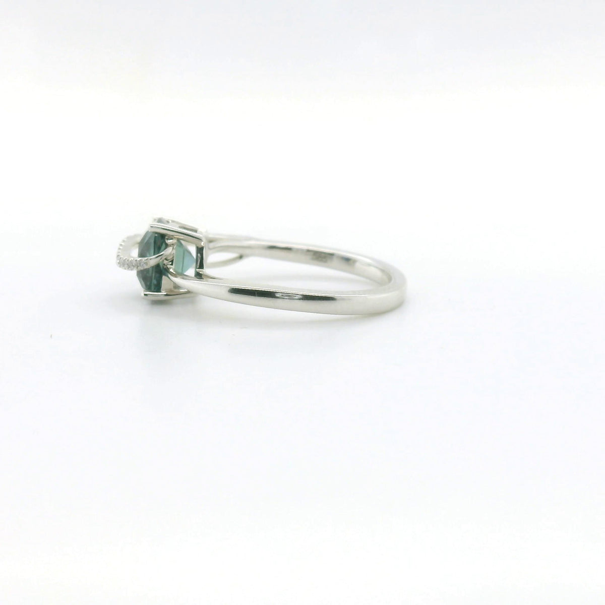 Chatham 1.60ct Lab Alexandrite & Diamond Ring