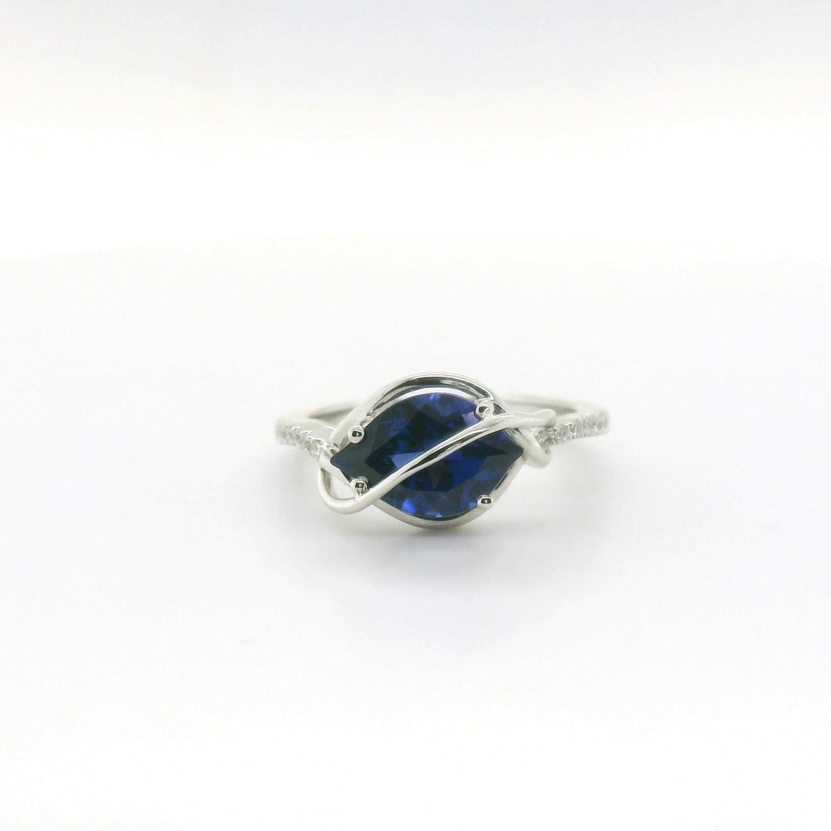 Chatham 2.26ct Flame Lab Sapphire & Diamond Ring