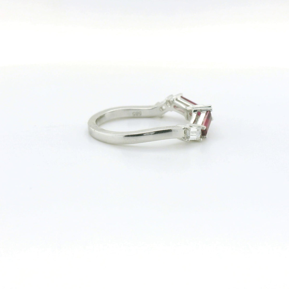 Chatham 0.51ct Lab Ruby & Diamond Ring