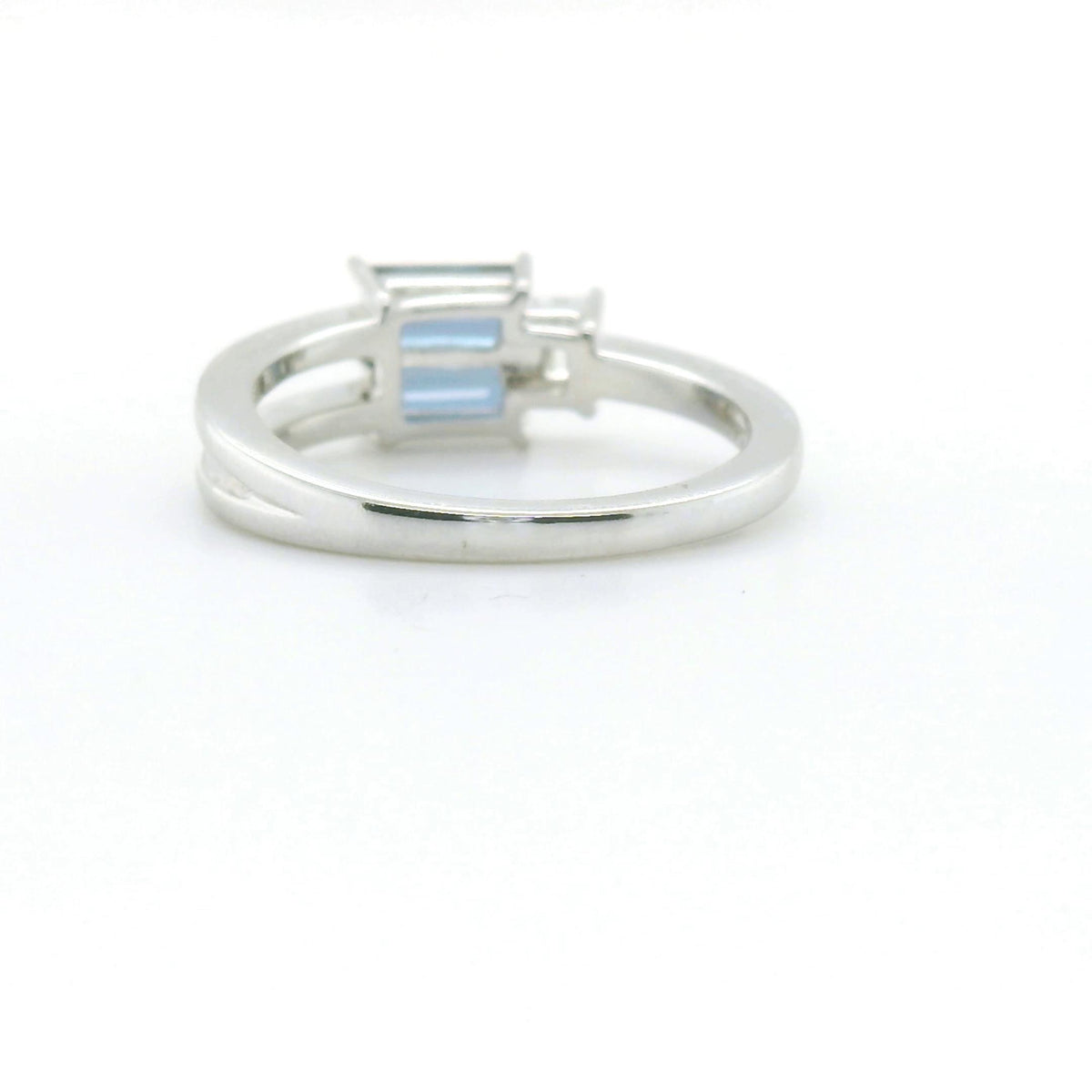 Chatham 0.88ct Lab Alexandrite & Diamond Ring