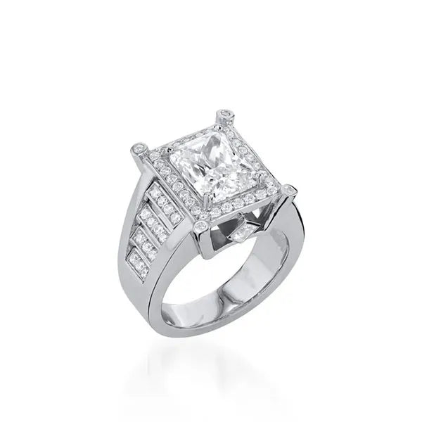 Nefertiti Elite Yellow Gold Diamond Ring