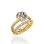 Majesty Round Yellow Gold Engagement Ring