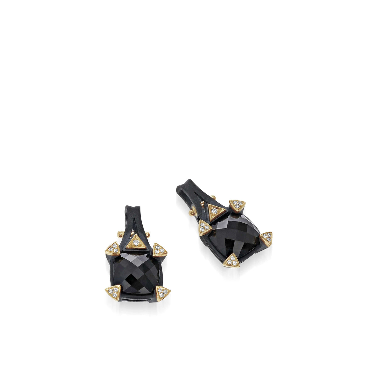 25-e3272_triplexearrings_1.jpg