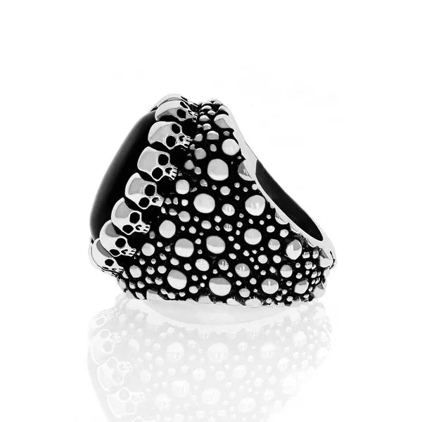 Sting Ray Texture Ring With (18x25mm) Onyx Cabochon in Skull Bezel