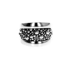 Wide Stingray Ring W/border