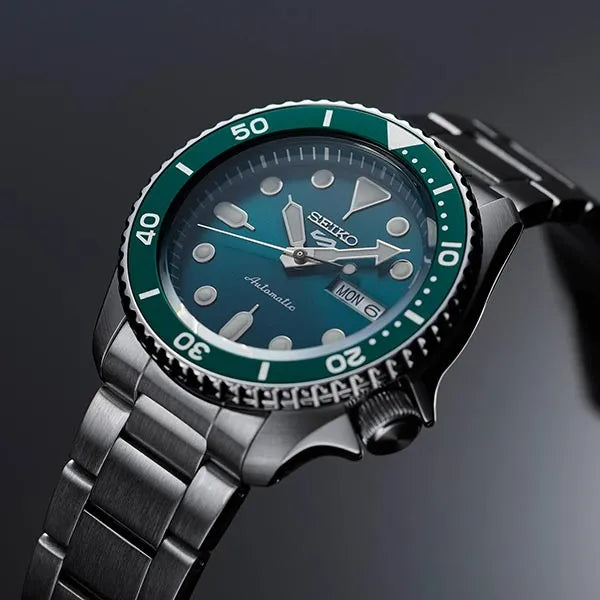 Seiko 5 Sports Green Dial