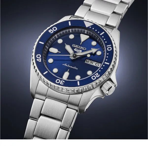 Seiko 5 Sports SKX MidSize