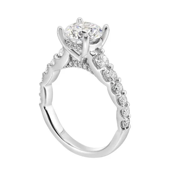 Graduating Diamond Solitaire Engagement Ring