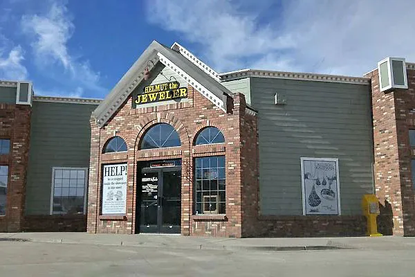 Helmut The Jeweler in Show Low, AZ